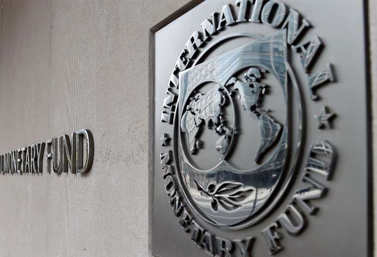 Diputados se reunirán con misión del FMI a inicios de octubre