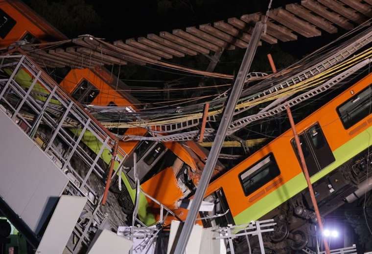 Accidente en México: la controvertida historia de la línea de metro que colapsó