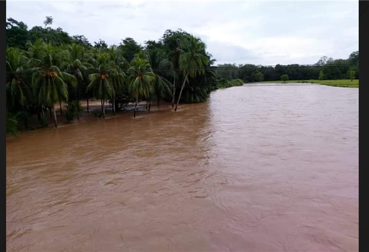 Osa, Golfito y Corredores en alerta naranja por fuertes lluvias