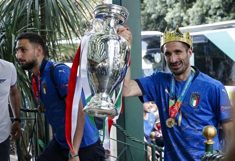 "Football's coming to Rome", Italia vuelve a su país y a lo más alto de Europa