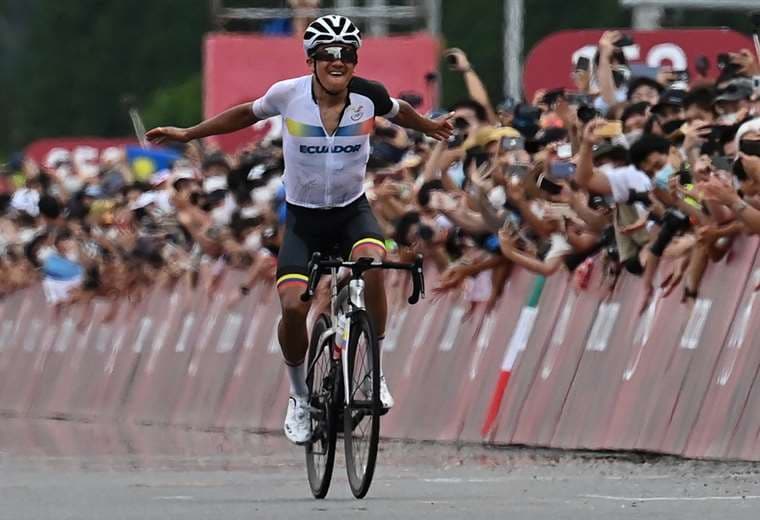 La aventura rosa comienza en Hungría para Carapaz y el abanico de favoritos al Giro