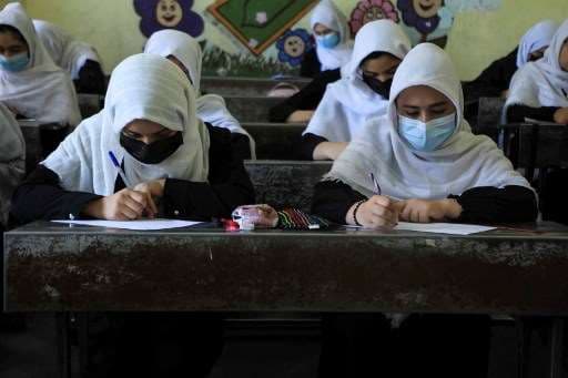 Detienen en Afganistán al fundador de una escuela para niñas