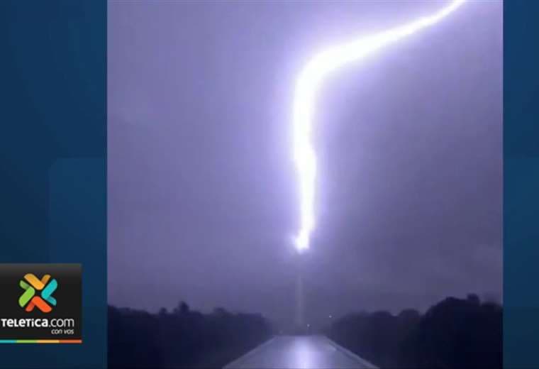 Video: impresionante rayo cayó sobre obelisco de Washington