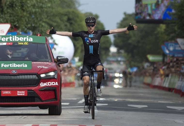 Roglic pierde el liderato en la Vuelta y Storer repite triunfo en la etapa 10
