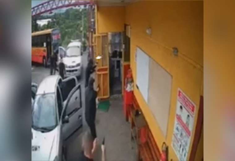 Video: OIJ investiga ataque en plantel de buses en Heredia 
