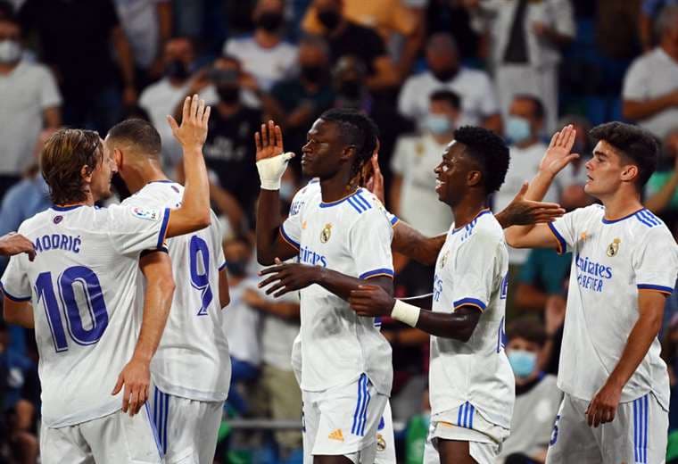 Real Madrid golea 3-0 en Mallorca y amplia su ventaja al frente de la Liga