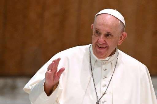 Papa Francisco pide a parlamentarios leyes urgentes en favor del clima