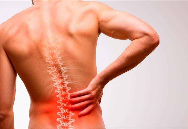 Una enfermedad reumática podría ser la causa de su dolor de espalda