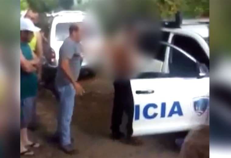 Video: Ministerio de Seguridad investiga el presunto estado de ebriedad de dos policías