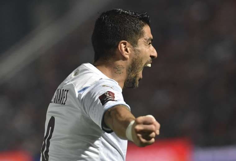 (Video) Suárez marca su primer gol para Nacional tras el regreso a Uruguay