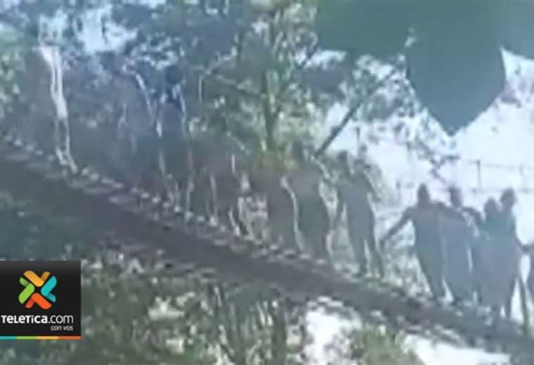 Reparación de puente que dejó varios heridos en Limón costará ₡700 millones