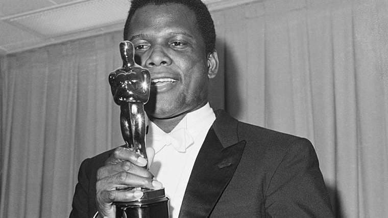 Muere Sidney Poitier, el primer actor negro que ganó un Oscar a mejor interpretación
