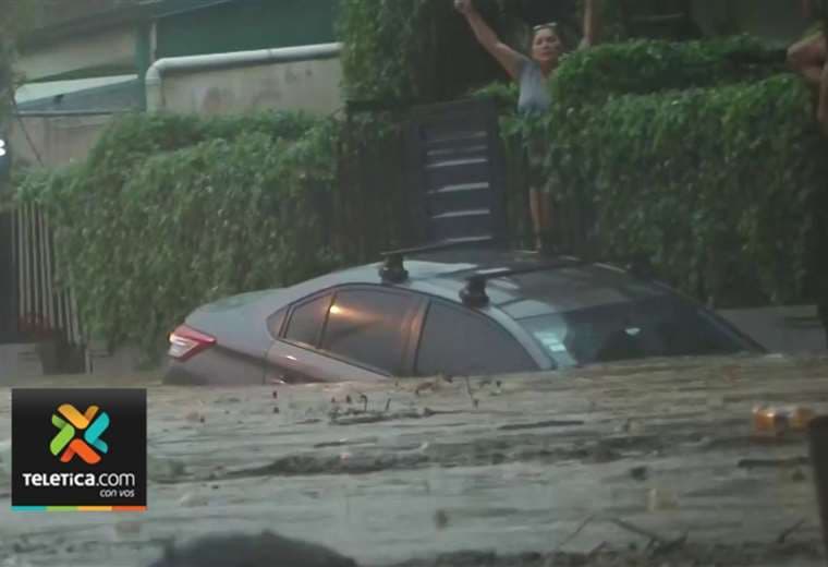 ¿Qué pueden hacer los propietarios de carros dañados por inundación?