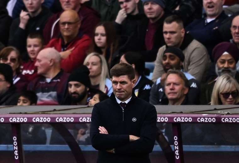 Steven Gerrard es cesado como técnico del Aston Villa tras perder ante Fulham