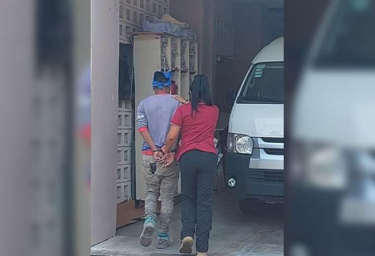 OIJ detiene a hombre sospechoso de acoso callejero en Puntarenas