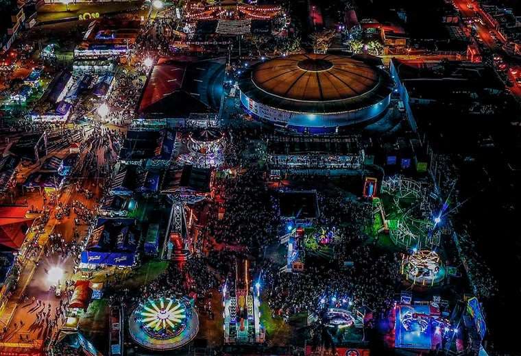 Regresan fiestas de Palmares y carnavales de Puntarenas en 2023