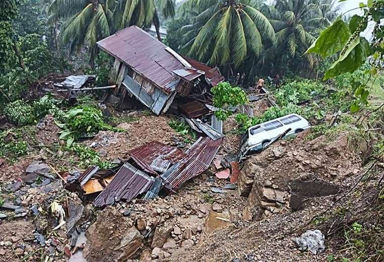 Inundaciones y deslaves dejan 31 muertos en el sur de Filipinas
