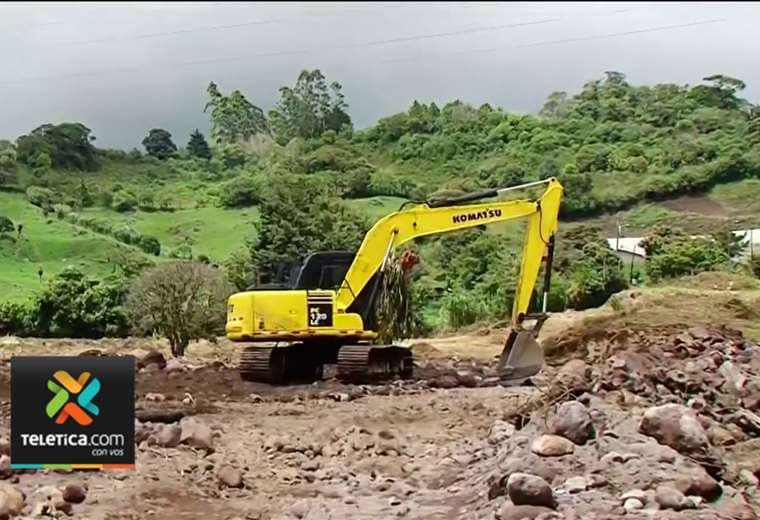 Gallinas muertas y daños en menaje e infraestructura: el saldo de las lluvias en Paraíso