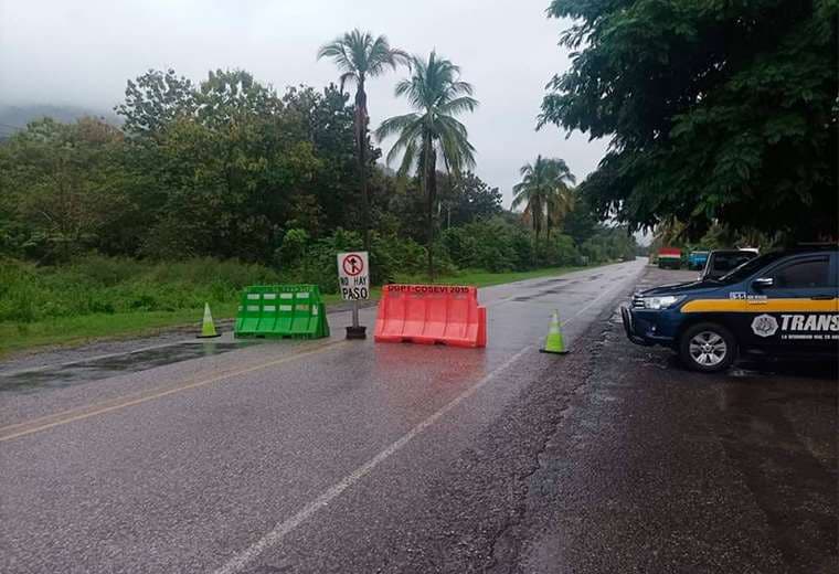 Zurquí, Cerro de la Muerte y Ruta 2 se mantienen cerrados por fuertes lluvias
