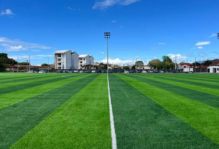 Saprissa presenta su nuevo proyecto: el Centro Deportivo Roberto Fernández 