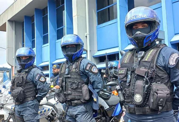 Operativo aguinaldo: 2.500 policías cuidarán a los ticos por tierra, mar y aire