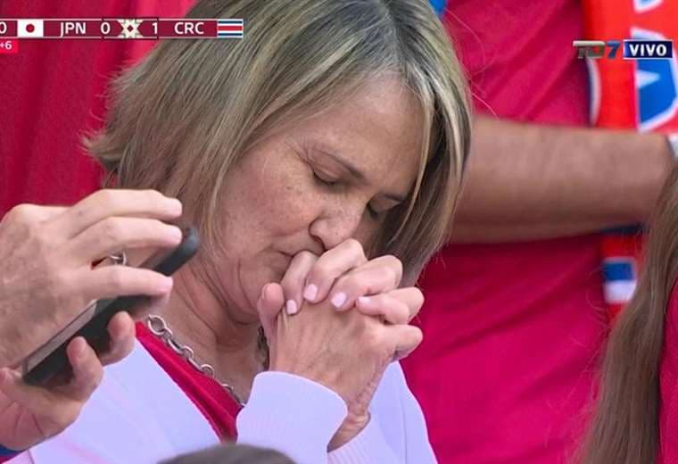 "Estaba rezando para que La Sele metiera otro gol o que terminara el partido ya"