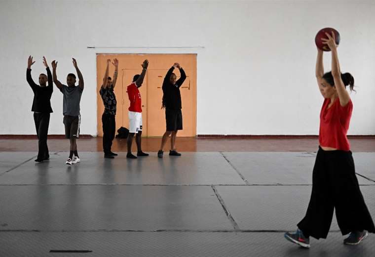 En una cárcel de Portugal, presos se sienten libres gracias a la danza