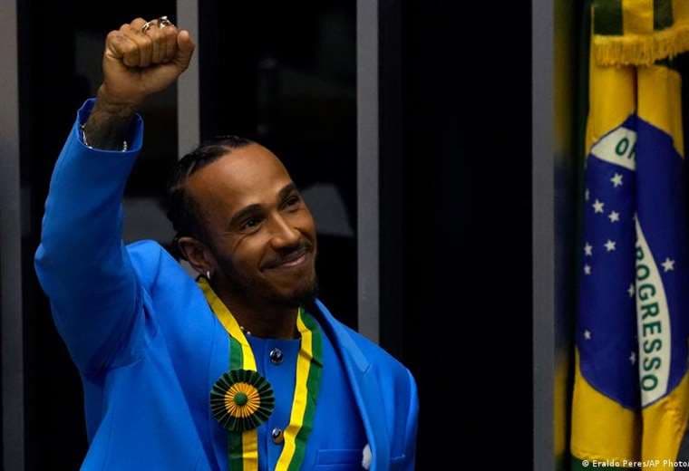 Lewis Hamilton recibe ciudadanía honorífica de Brasil
