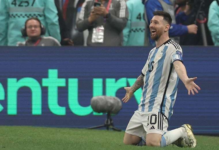 Messi necesitaba el cariño de los hinchas, afirma DT argentino Scaloni