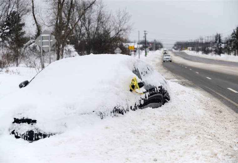 La "tormenta de nieve del siglo" deja casi medio centenar de muertos en EEUU