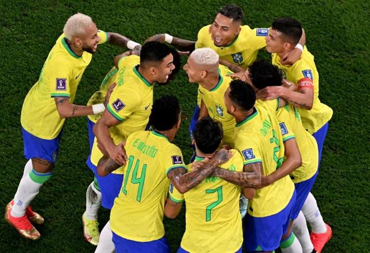 Brasil empieza un nuevo ciclo... otra vez sin Neymar