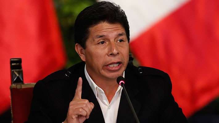Castillo pide su libertad y niega delitos tras fallido autogolpe en Perú