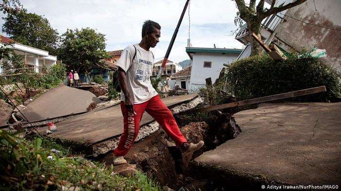 Otro fuerte sismo sacude la isla indonesia de Java