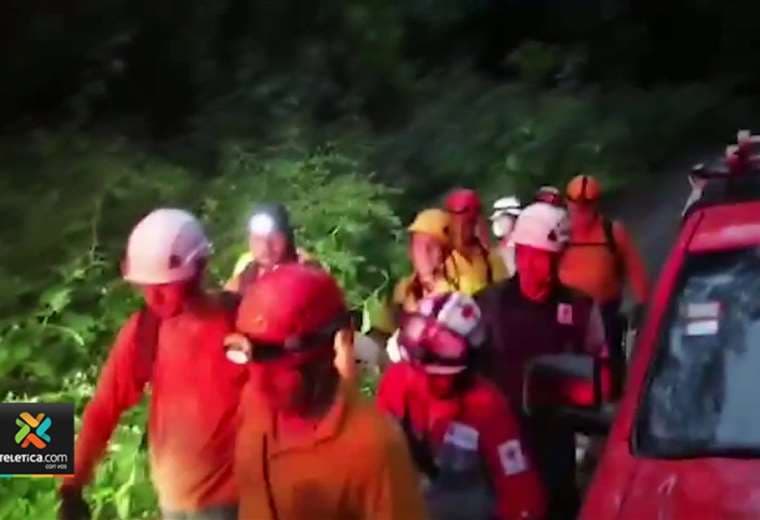 Hombre murió tras caer a precipicio en una catarata de Cinchona