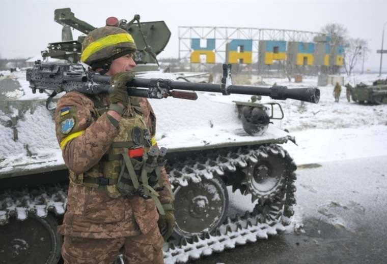 Occidente prepara ayuda militar sin precedentes para el gobierno ucraniano
