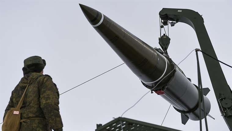 Rusia dice que solo usará armas nucleares en caso de "amenaza existencial"