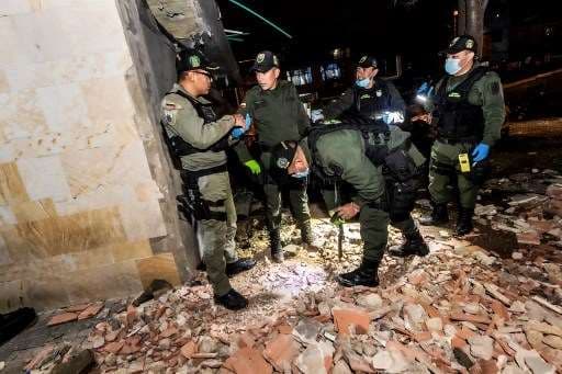 Ataque contra la policía en Bogotá deja un niño muerto y 18 heridos