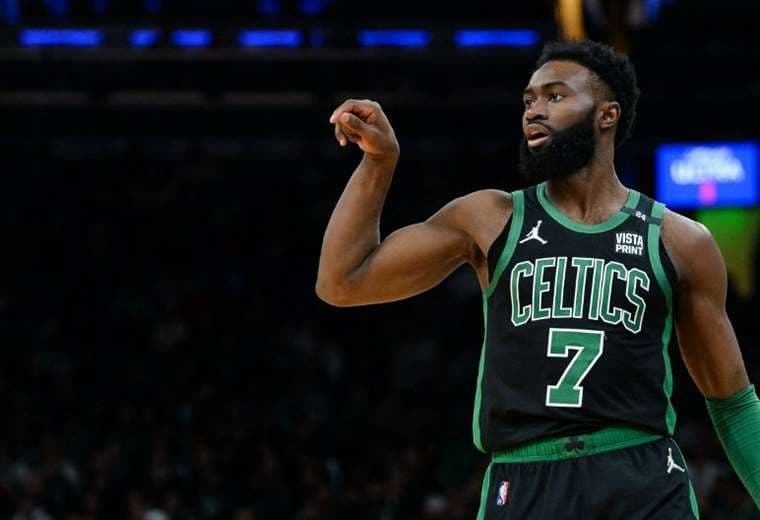 Celtics vencen a Wolves y lideran la Conferencia Este de la NBA