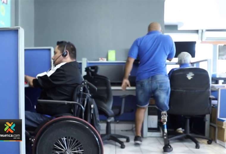 Cooperativa busca personas con discapacidad para trabajar en call center