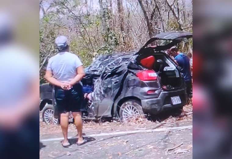 Una fallecida y dos heridos tras vuelco de carro en La Cruz de Guanacaste