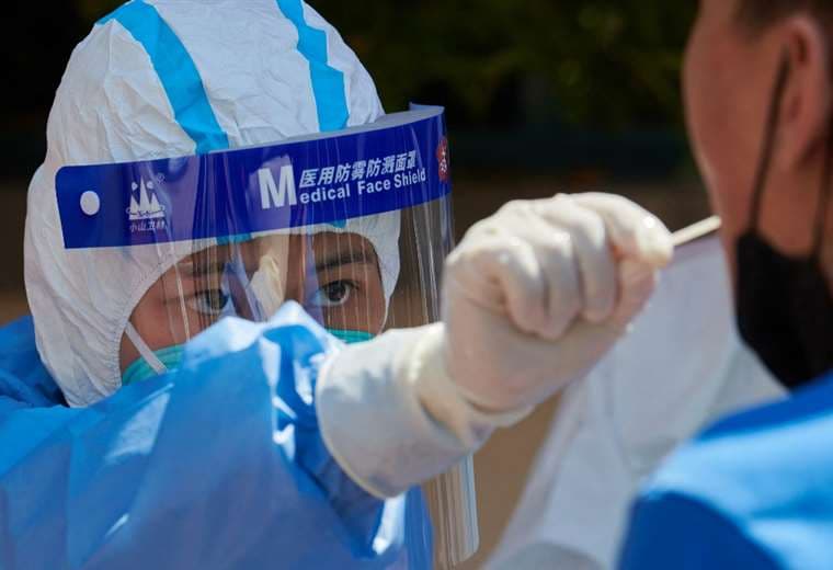 Provincia china impone pruebas anticovid cada 48 horas a sus 99 millones de habitantes