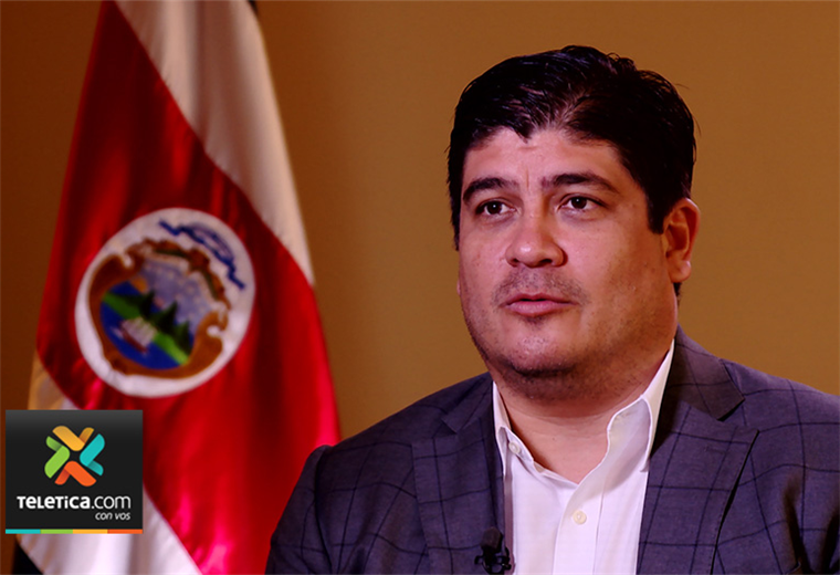 Expresidente Alvarado demanda a representante de proyecto de canal seco