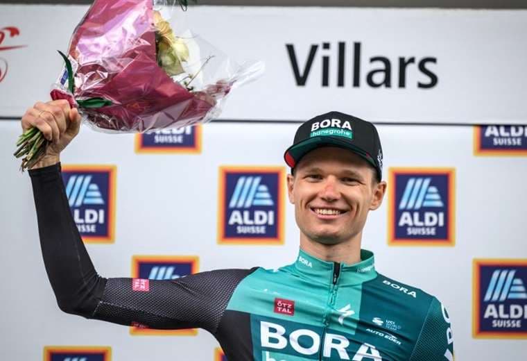 Vlasov arrebata a Dennis el Tour de Romandía tras la crono final