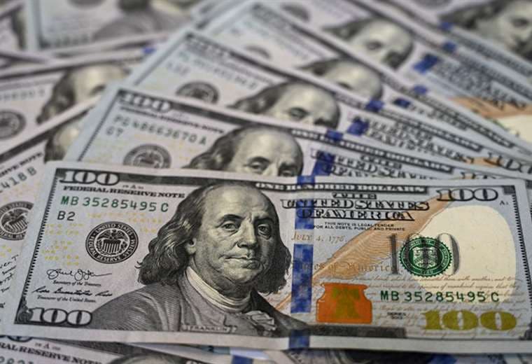 Tras un cuatrimestre de aumento, el cambio del dólar sigue al alza