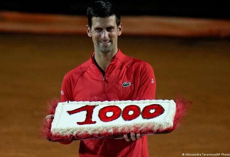 Djokovic suma 1.000 victorias y va a la final en Roma