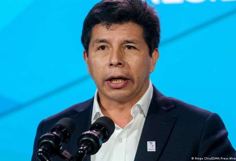 Presidente de Perú asegura que cooperará con investigación de Fiscalía