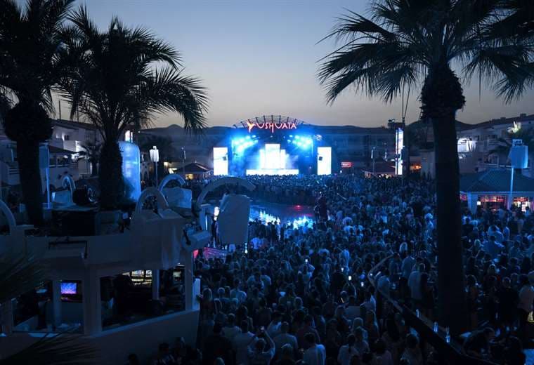 Ibiza recupera la fiesta tras dos años de pandemia