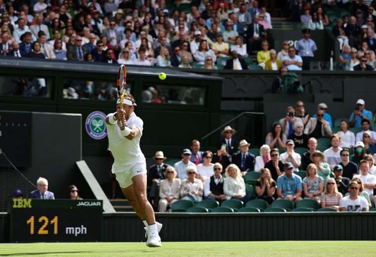 Nadal abandona por lesión en Wimbledon, Jabeur-Rybakina la final femenina