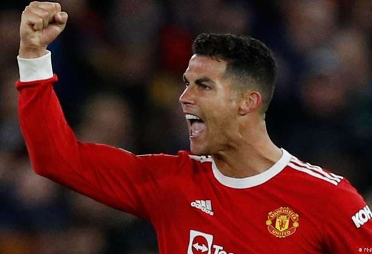Cristiano Ronaldo “no está en venta”, dice el entrenador del Manchester United