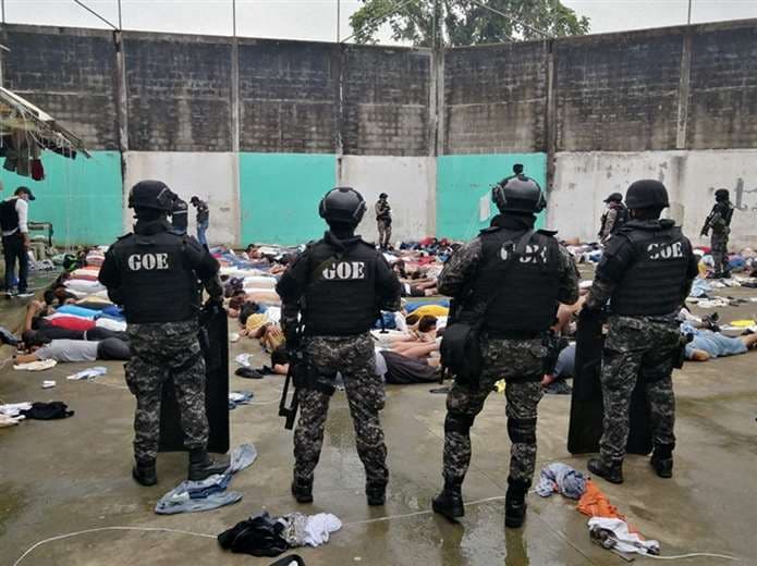 Trece presos muertos en una riña en cárcel de Ecuador